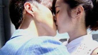 电影亲吻视频,电影亲吻镜头背后的浪漫故事