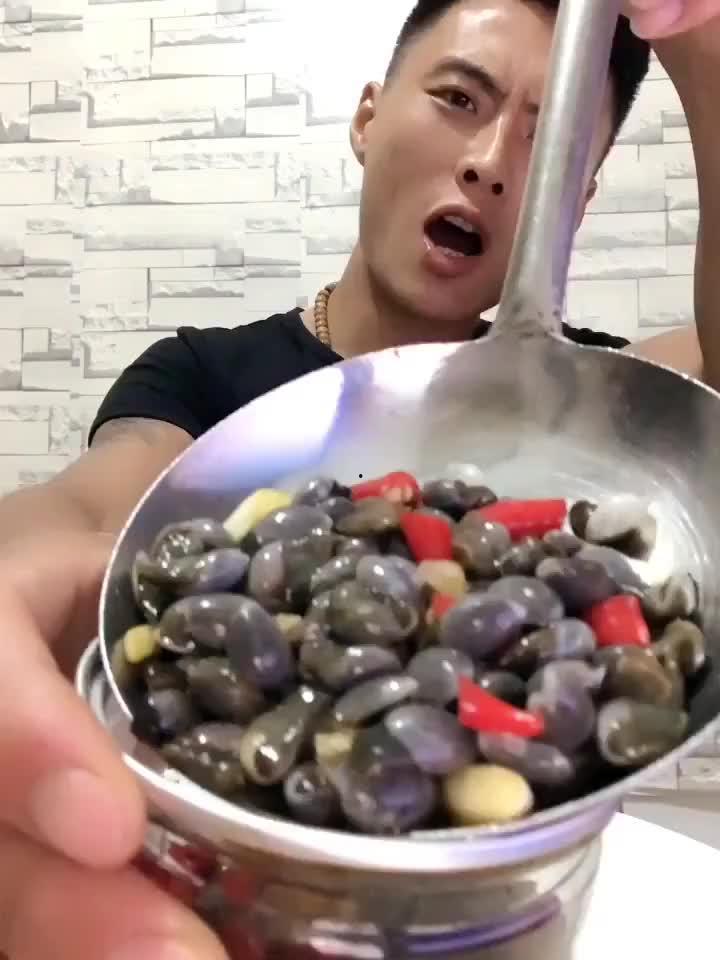 吃泥螺视频,一场味蕾与自然的邂逅