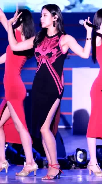 韩国美女跳舞视频,魅力四溢，舞动青春风采