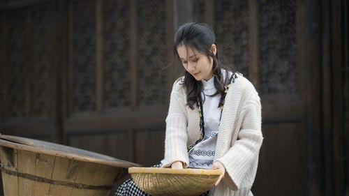 小桃视频,揭秘生活点滴，畅享视觉盛宴