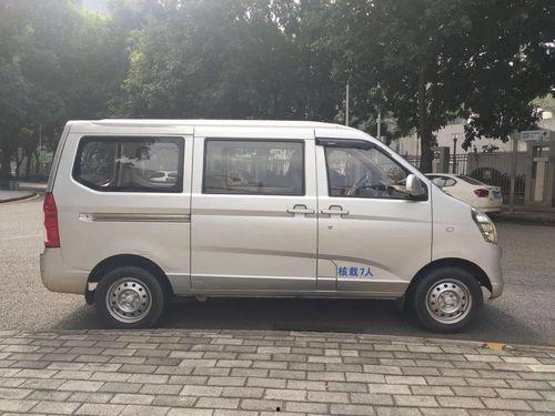 五菱荣光视频,小型货车新标杆，视频揭秘其卓越性能与实用价值