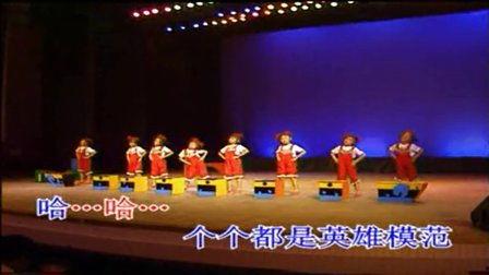 两只老虎的舞蹈视频,两只老虎共谱欢乐舞蹈篇章