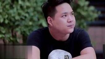 男的吃女的胸视频