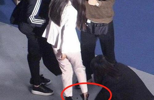 脱袜视频,揭秘日常生活中的温馨瞬间