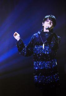 华晨宇唱歌视频,激情演绎，视听盛宴