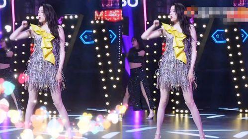 闹闹now舞蹈视频,动感节奏下的青春风采