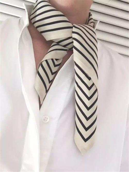 方巾系法视频,轻松掌握时尚穿搭技巧