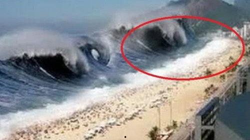 日本海啸视频全程,日本海啸全记录，惊心动魄的灾难现场”