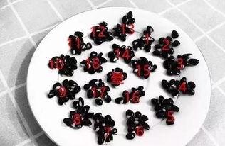 八月瓜里的黑籽可以吃吗,可食用之谜揭秘