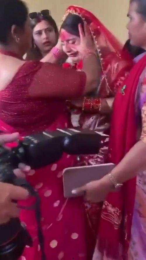 哭嫁视频,一场哭嫁视频背后的情感之旅