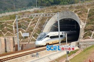 火车隧道视频,揭秘火车隧道的震撼瞬间