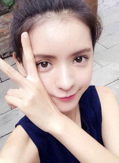 张予曦视频,魅力四溢，演绎时尚风采