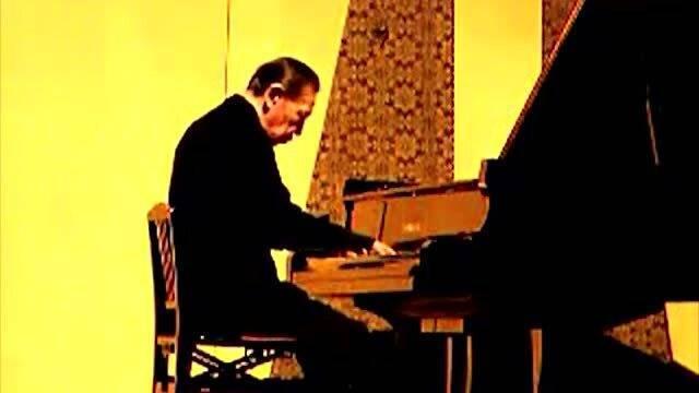 钢琴家视频,钢琴家演绎经典之作