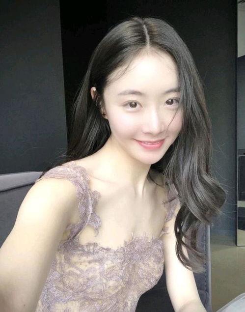 陈露视频,揭秘她的魅力与成长之路